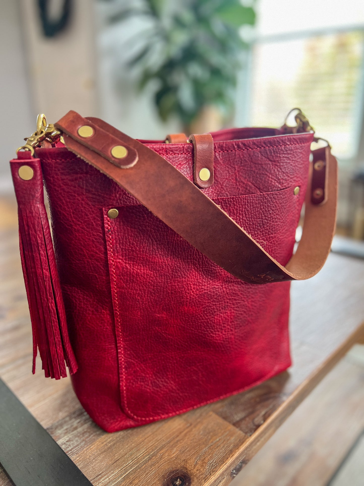 Bennett Bucket in Full Grain Cranberry Leather