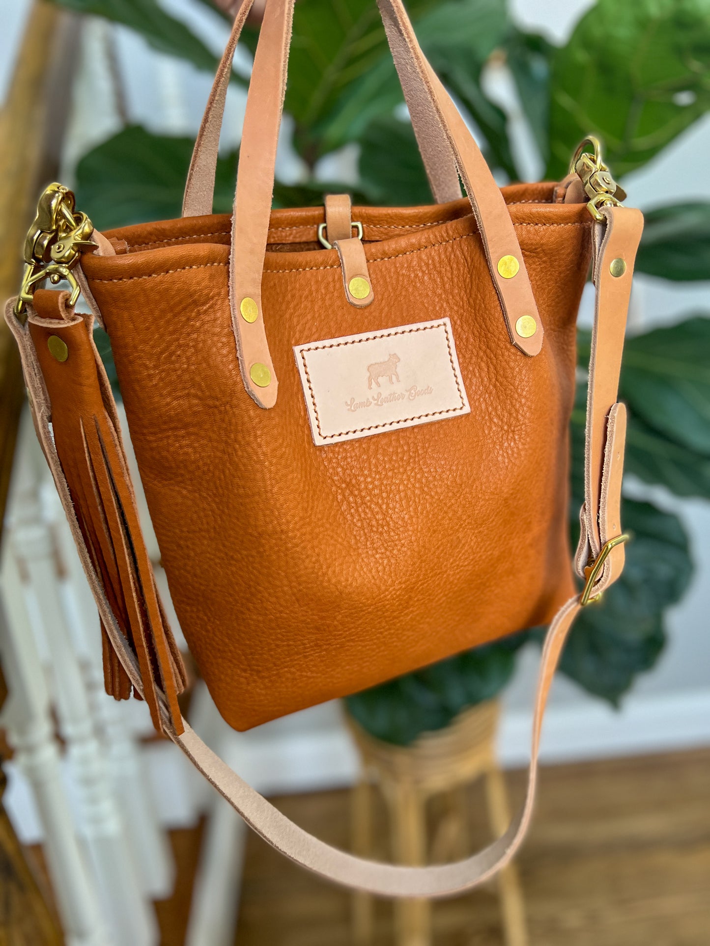 Bennett Petite Bucket in Hermann Oak Heritage 1881 Veg Tan Leather