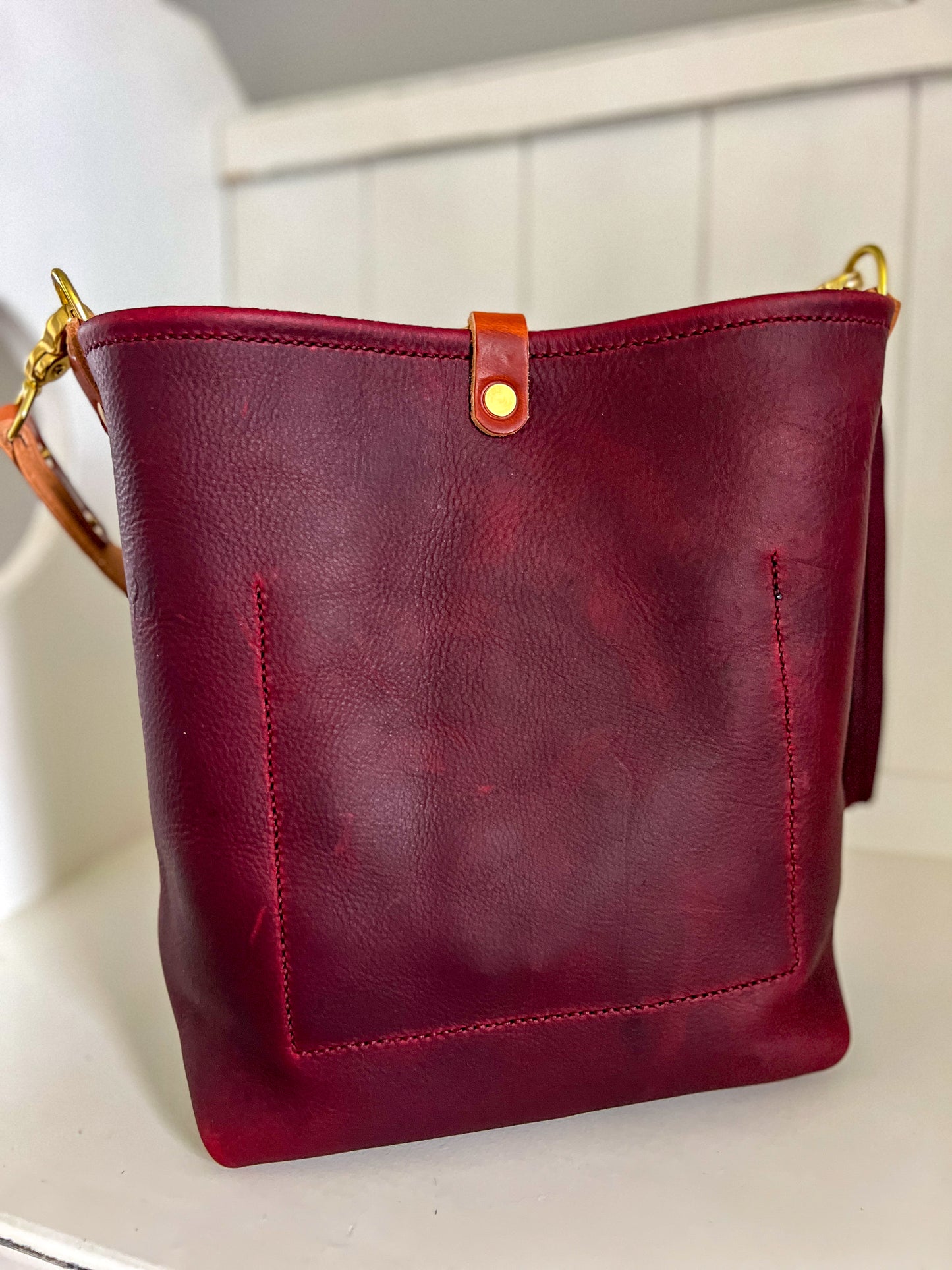 Bennett Bucket in Purple Kodiak