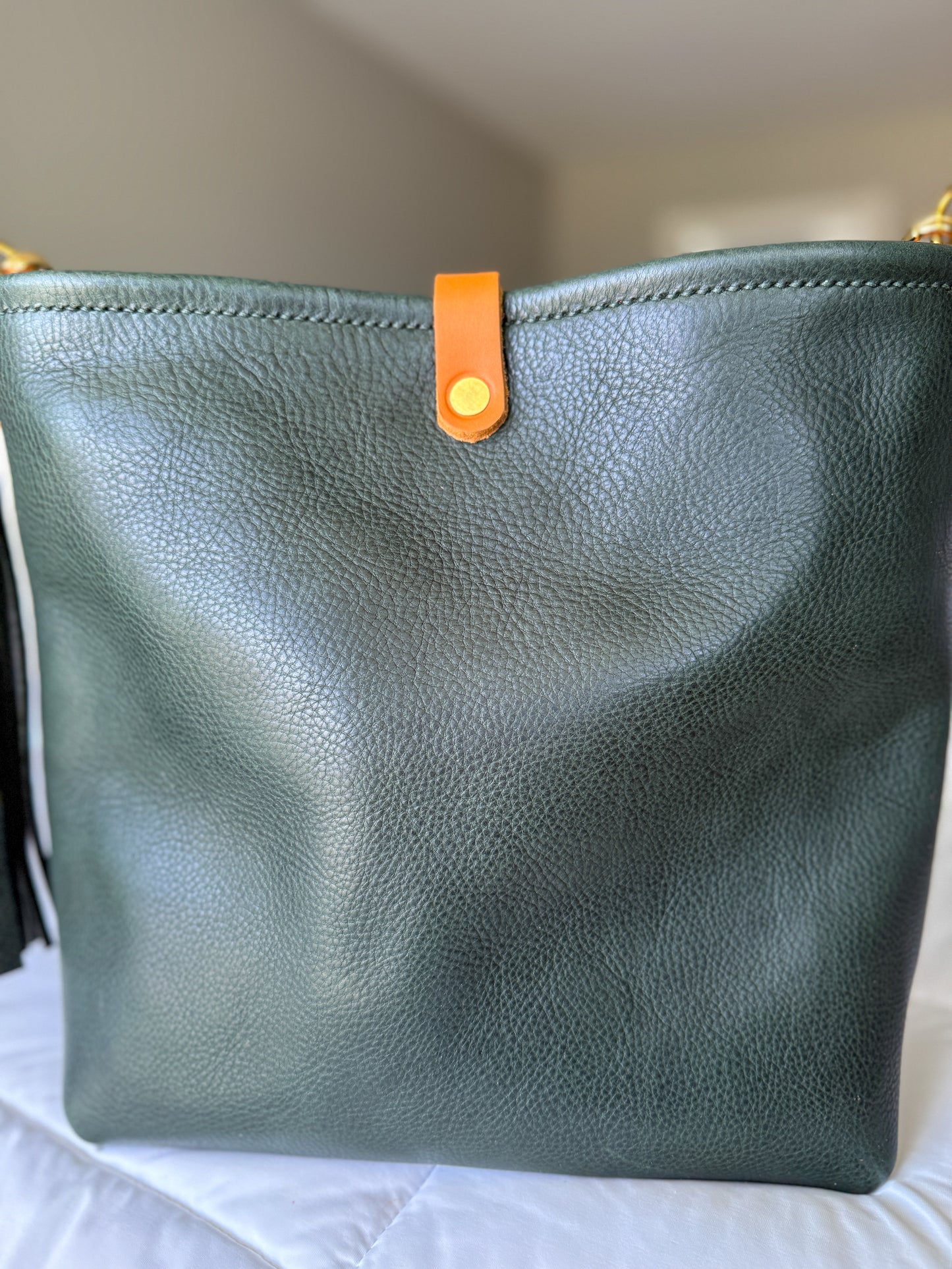 Hobo Bucket in Evergreen Vachetta