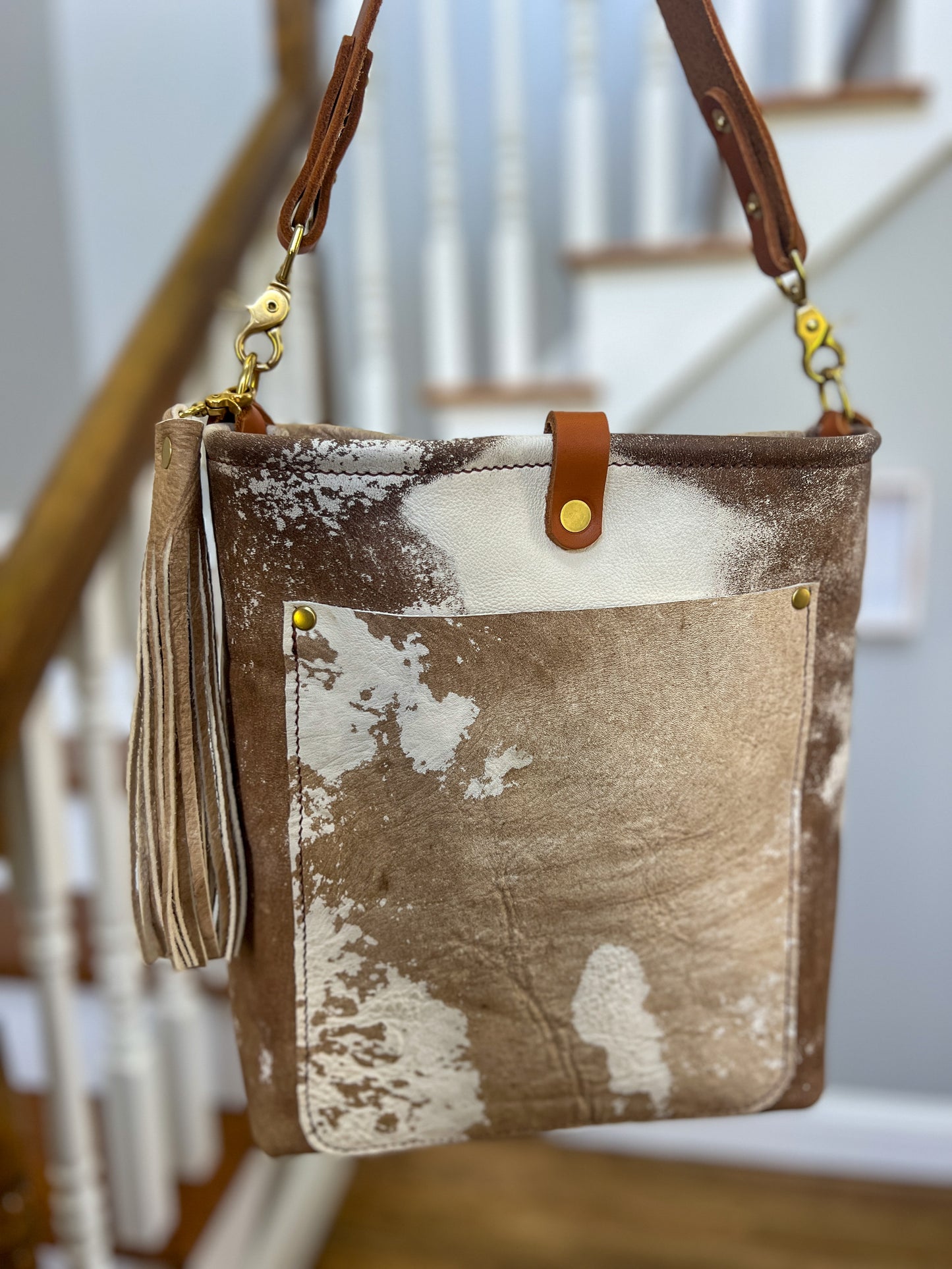 Bennett Bucket in Vintage Cowhide