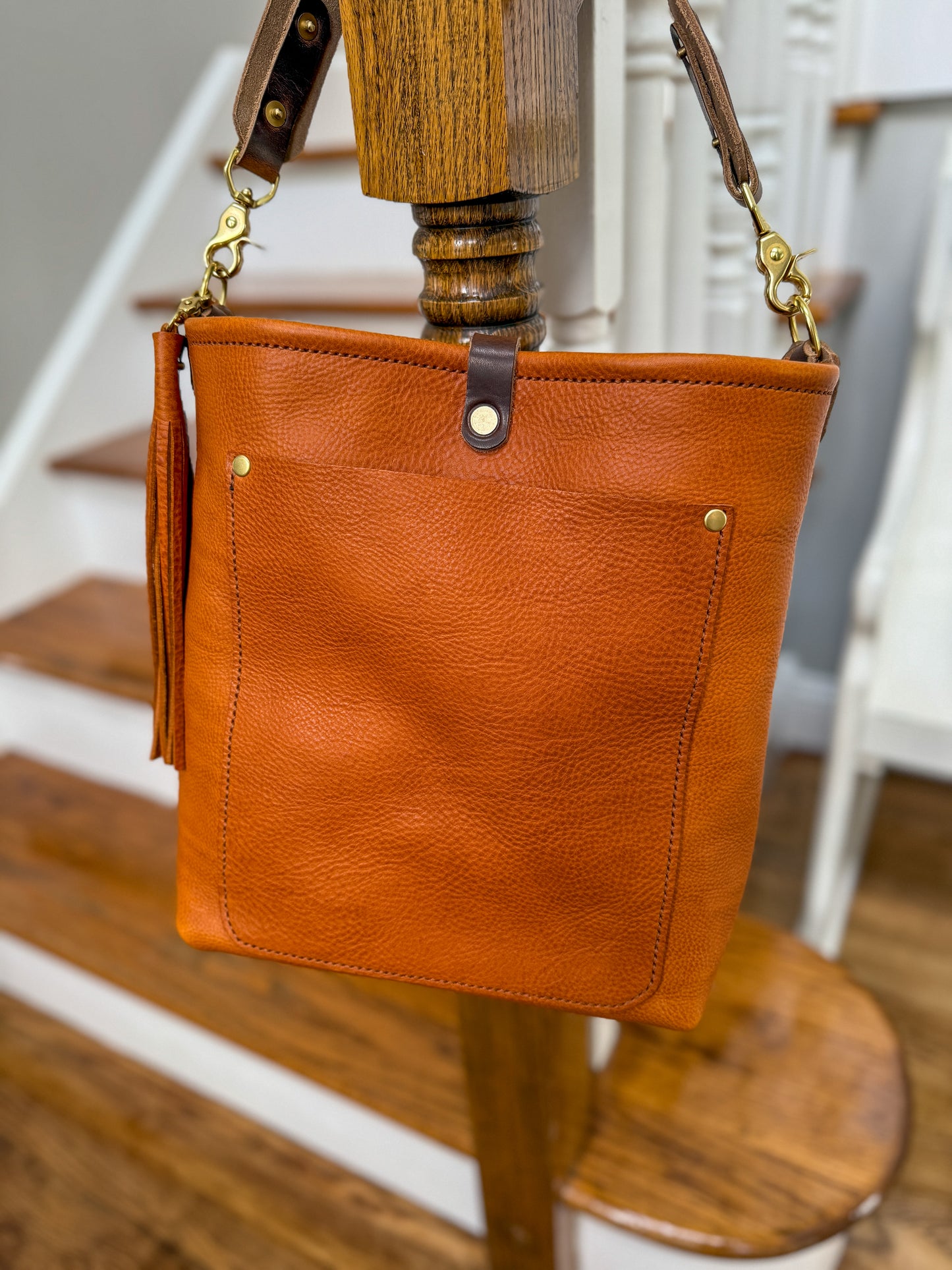 Bennett Bucket in Ginger Vachetta