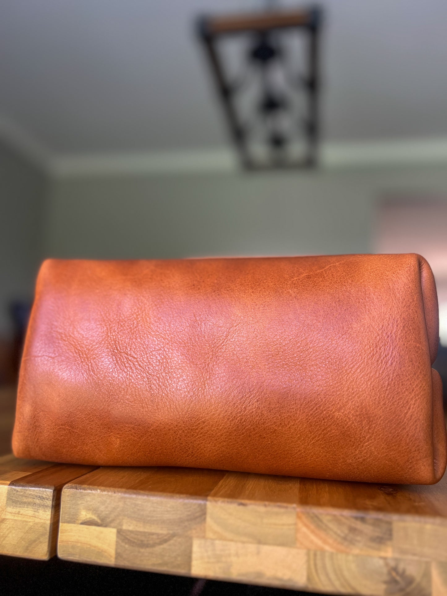 Bennett “shorty” Bucket in Toffee Veg Tan Leather