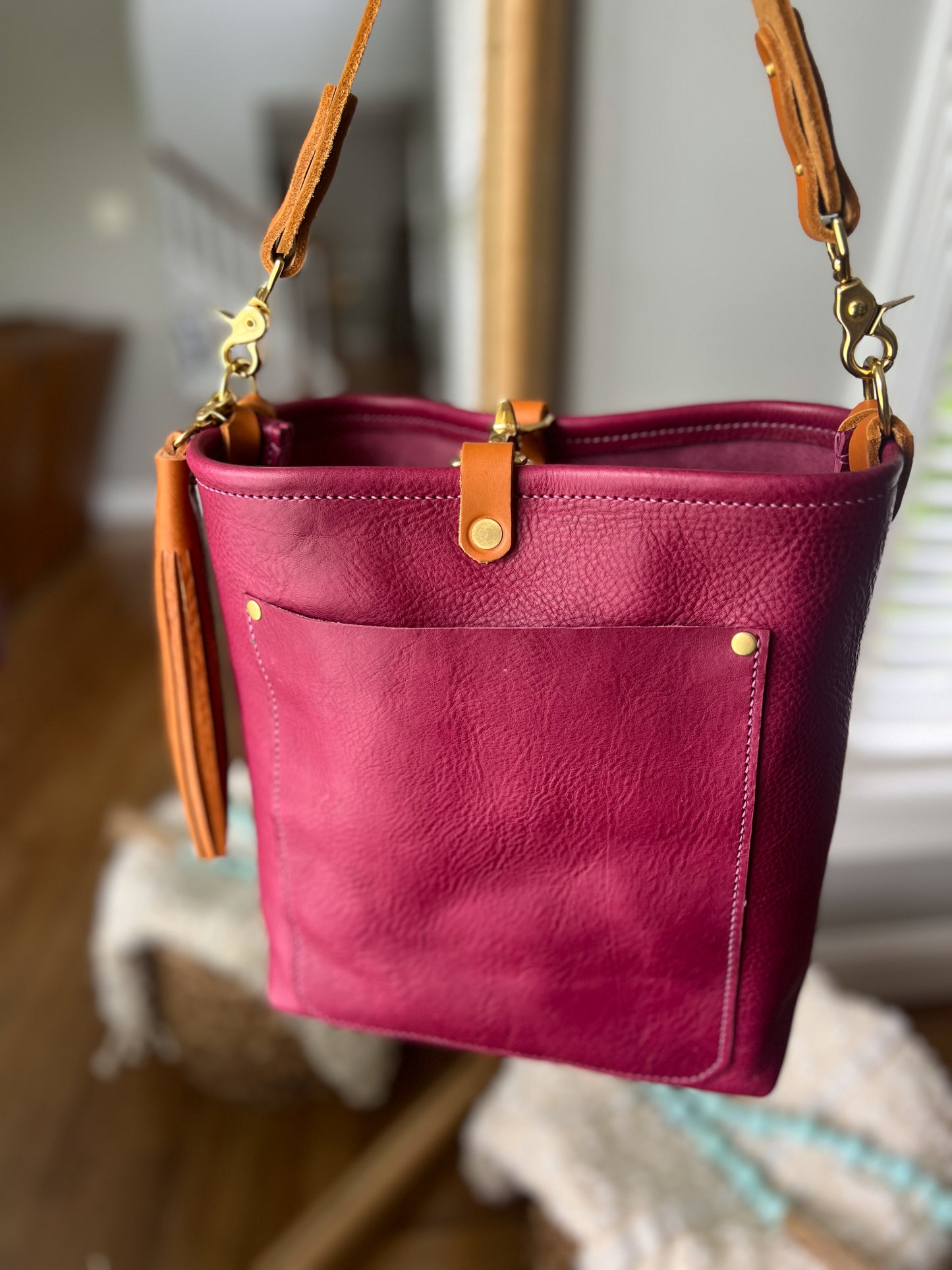Bennett Bucket in Vachetta Lilac