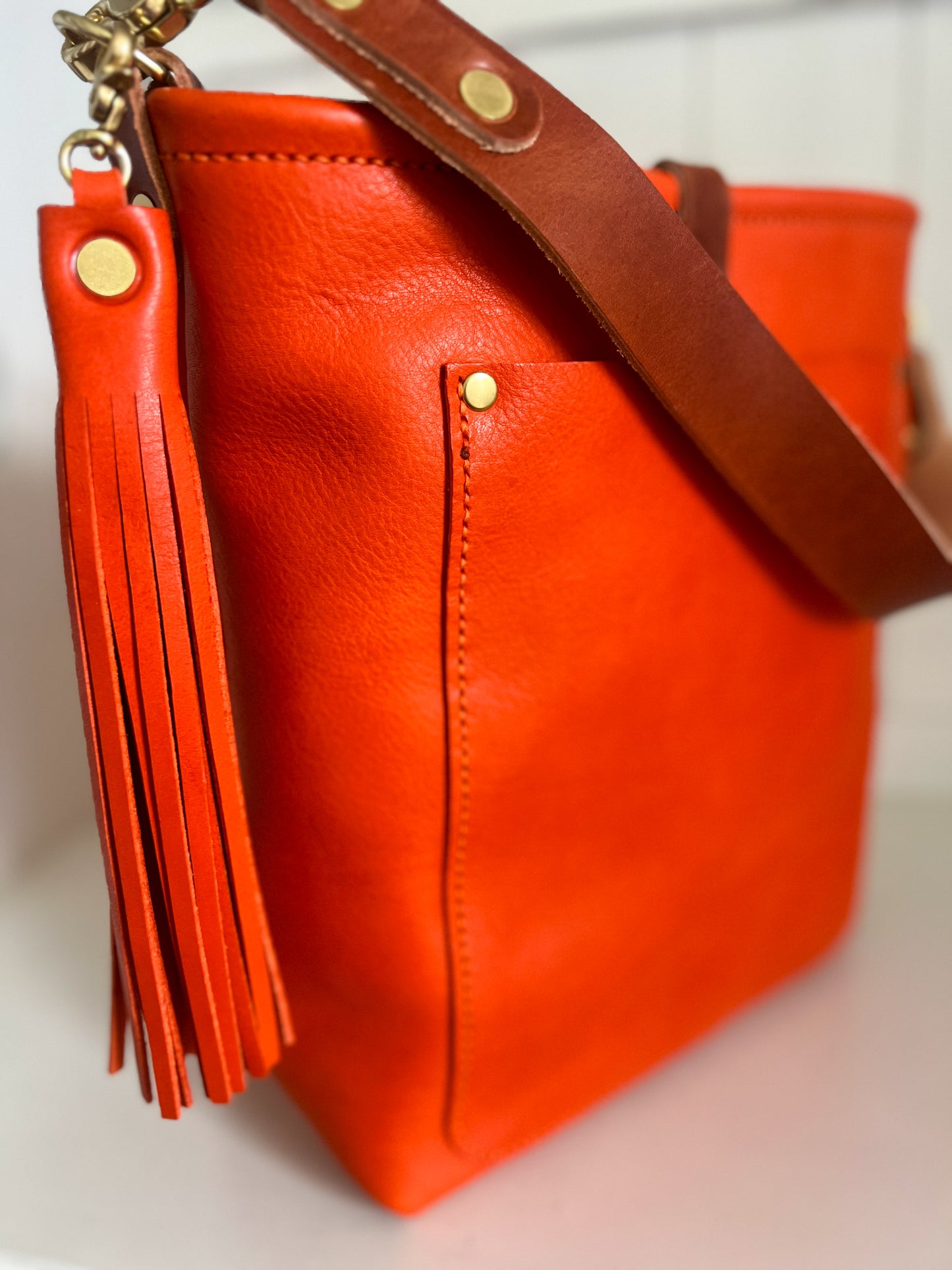 Bennett Bucket in Mandarin Vachetta