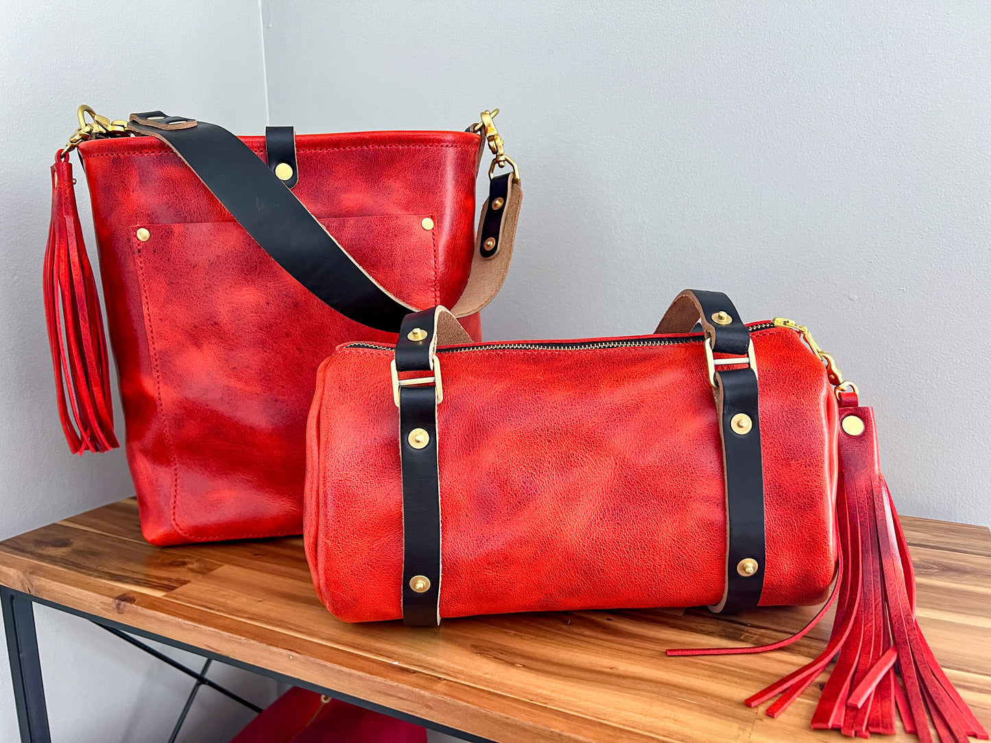 Bren Barrel in Chili Pepper Full Grain Leather