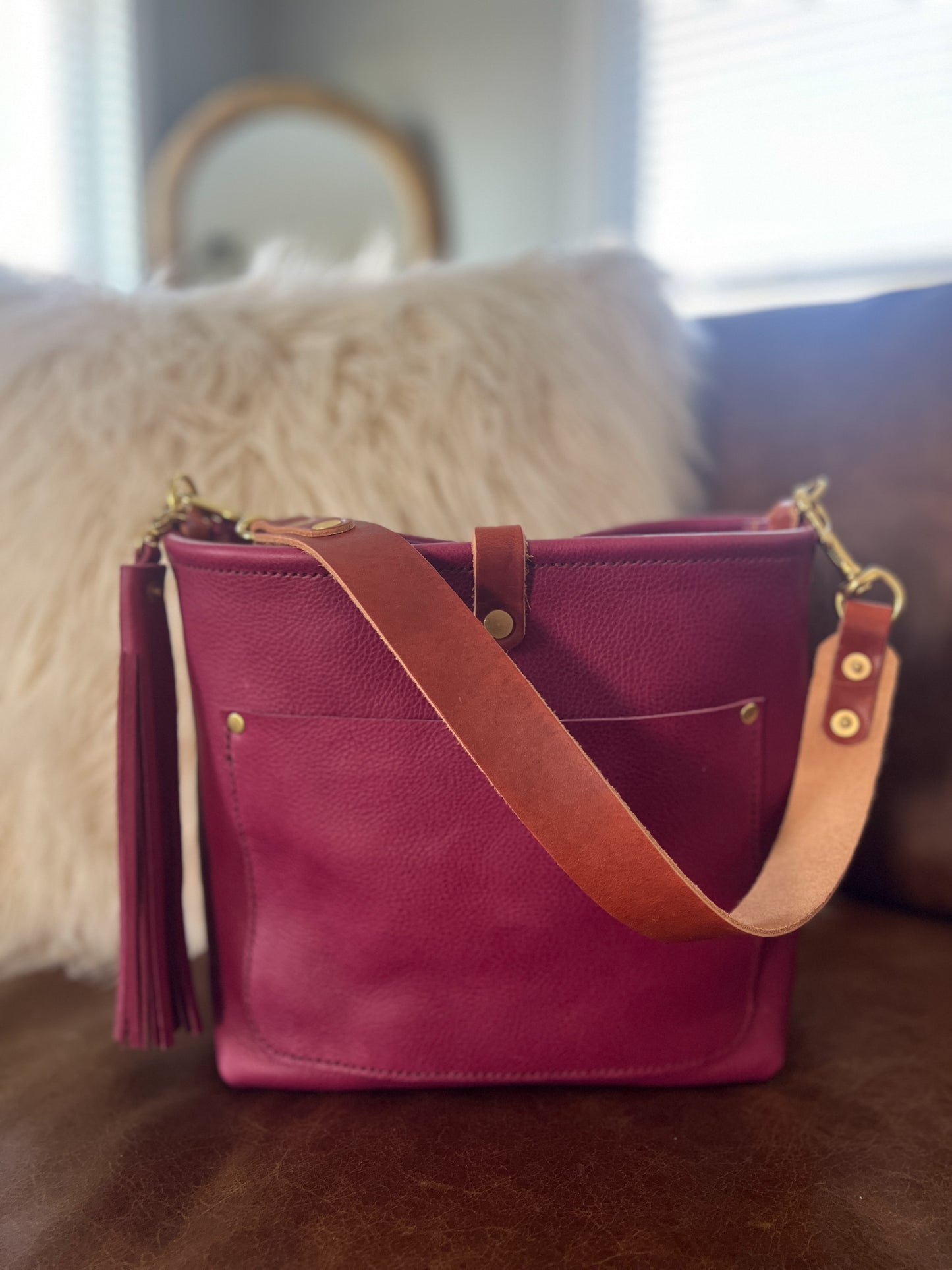 Bennett “shorty” Bucket in Lilac Vachetta
