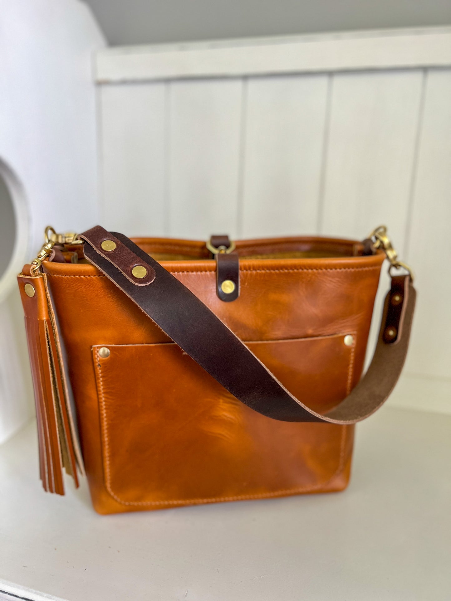 Bennett “shorty” Bucket in Horween Butterscotch