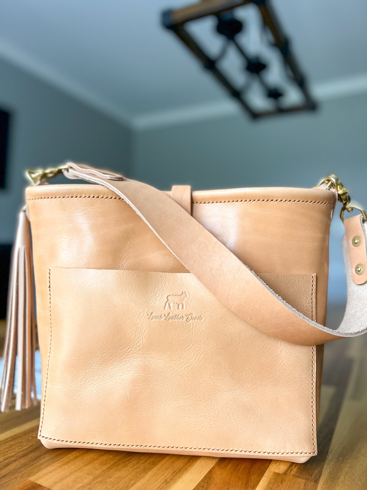 Bennett “shorty” Bucket in Natural Vachetta full Grain Leather