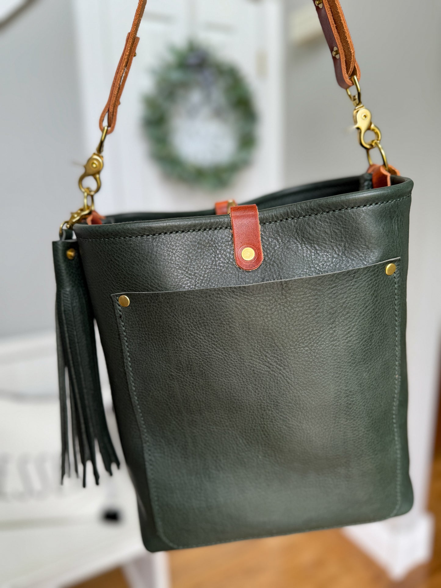 Bennett Bucket in Evergreen Vachetta
