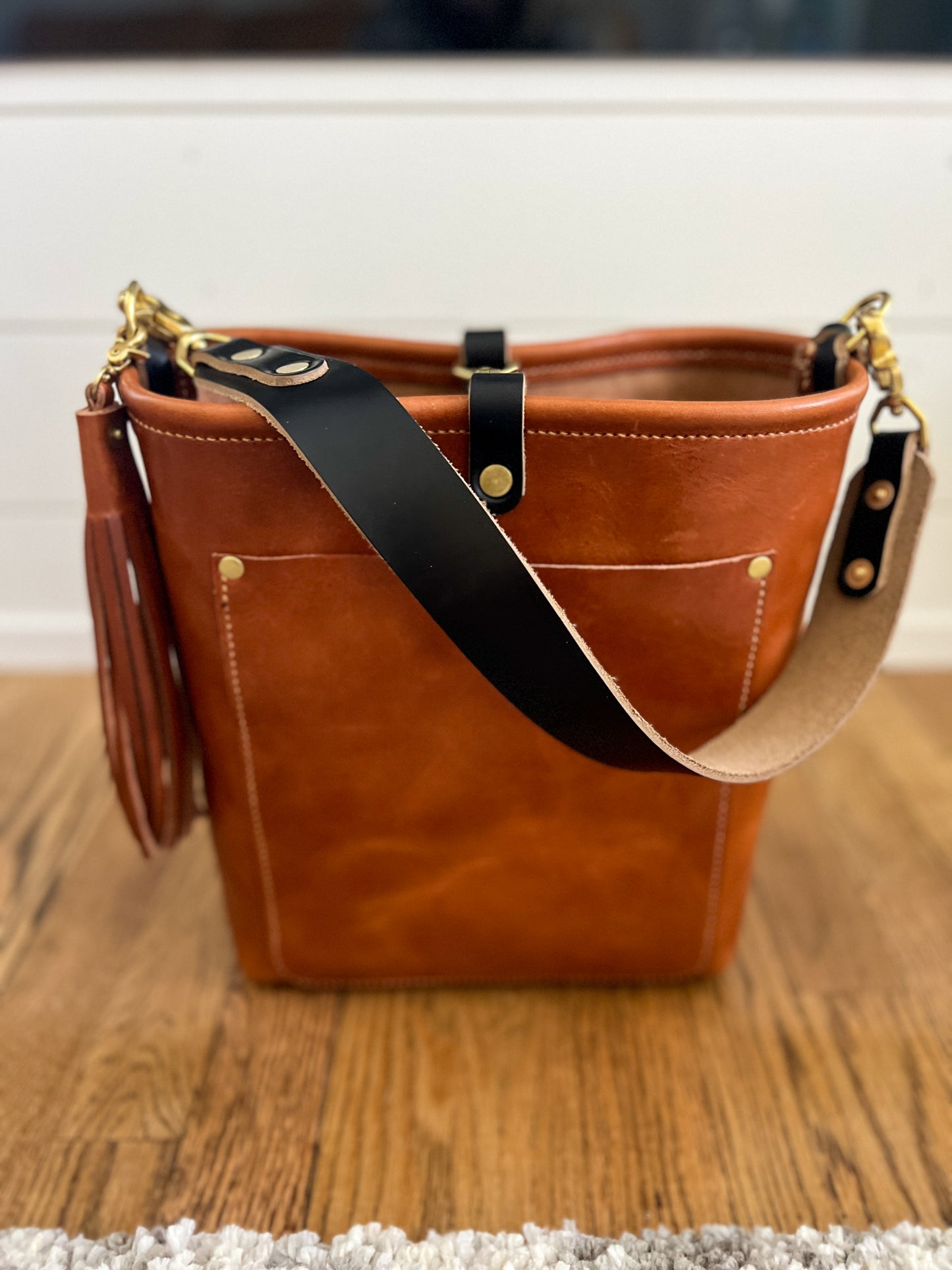 Bennett Bucket in Full Grain Toffee Vegetable Tanned Leather