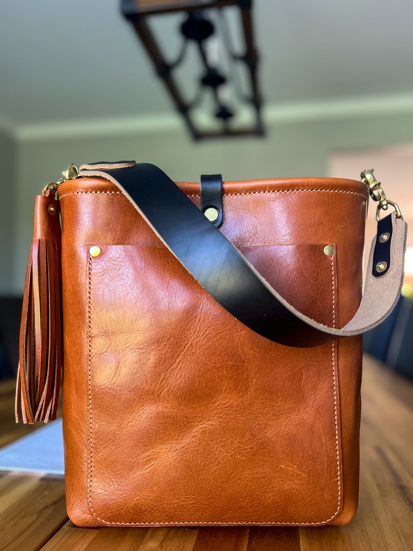 Bennett Bucket in Full Grain Toffee Vegetable Tanned Leather