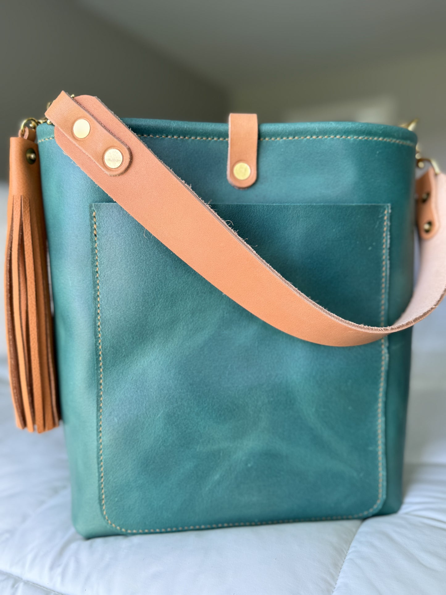 Bennett Bucket in Aqua Pearl Horween