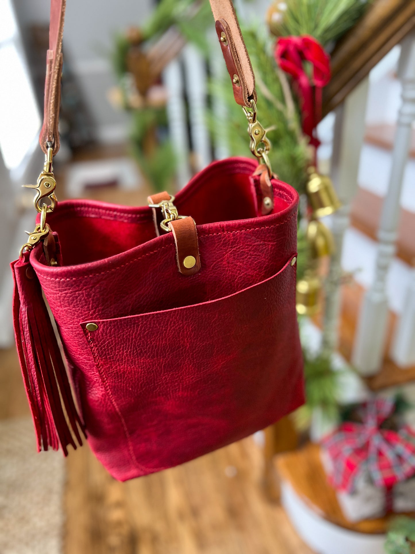 Bennett Bucket in Full Grain Cranberry Leather