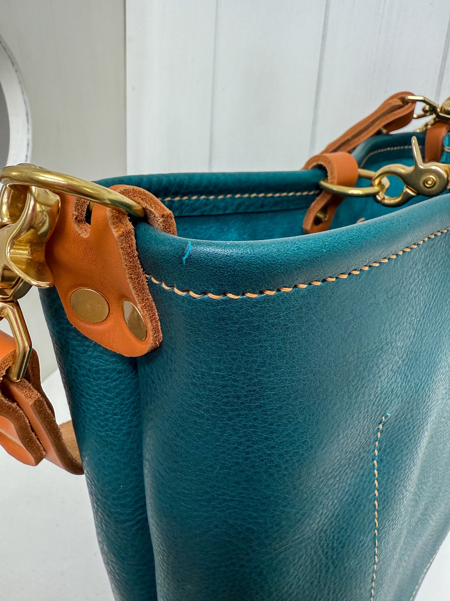 Bennett “shorty” Bucket in Turquoise Vachetta