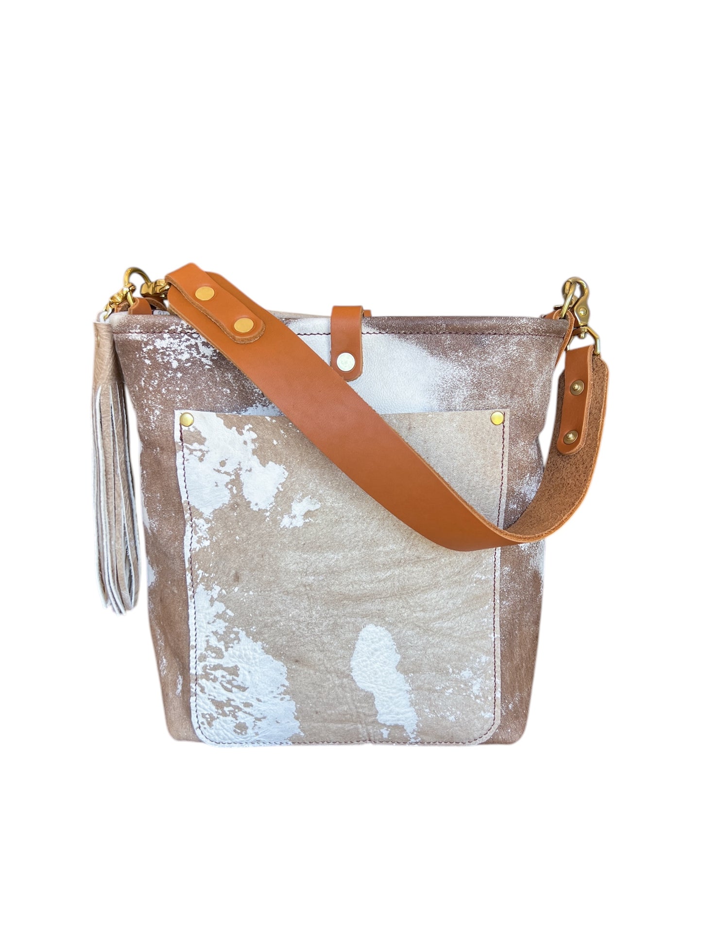 Bennett Bucket in Vintage Cowhide