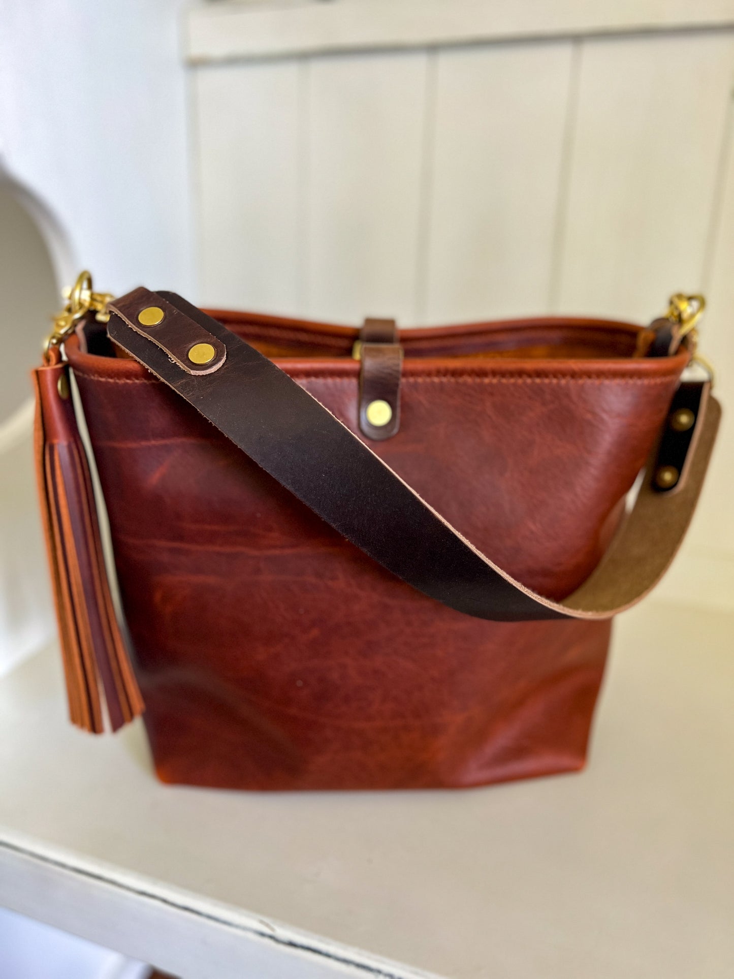 Hobo Bucket in Full Grain Rushmore Leather