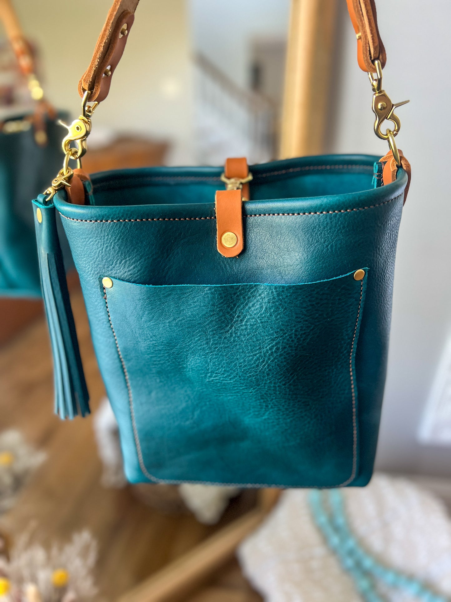 Bennett Bucket in Turquoise Vachetta