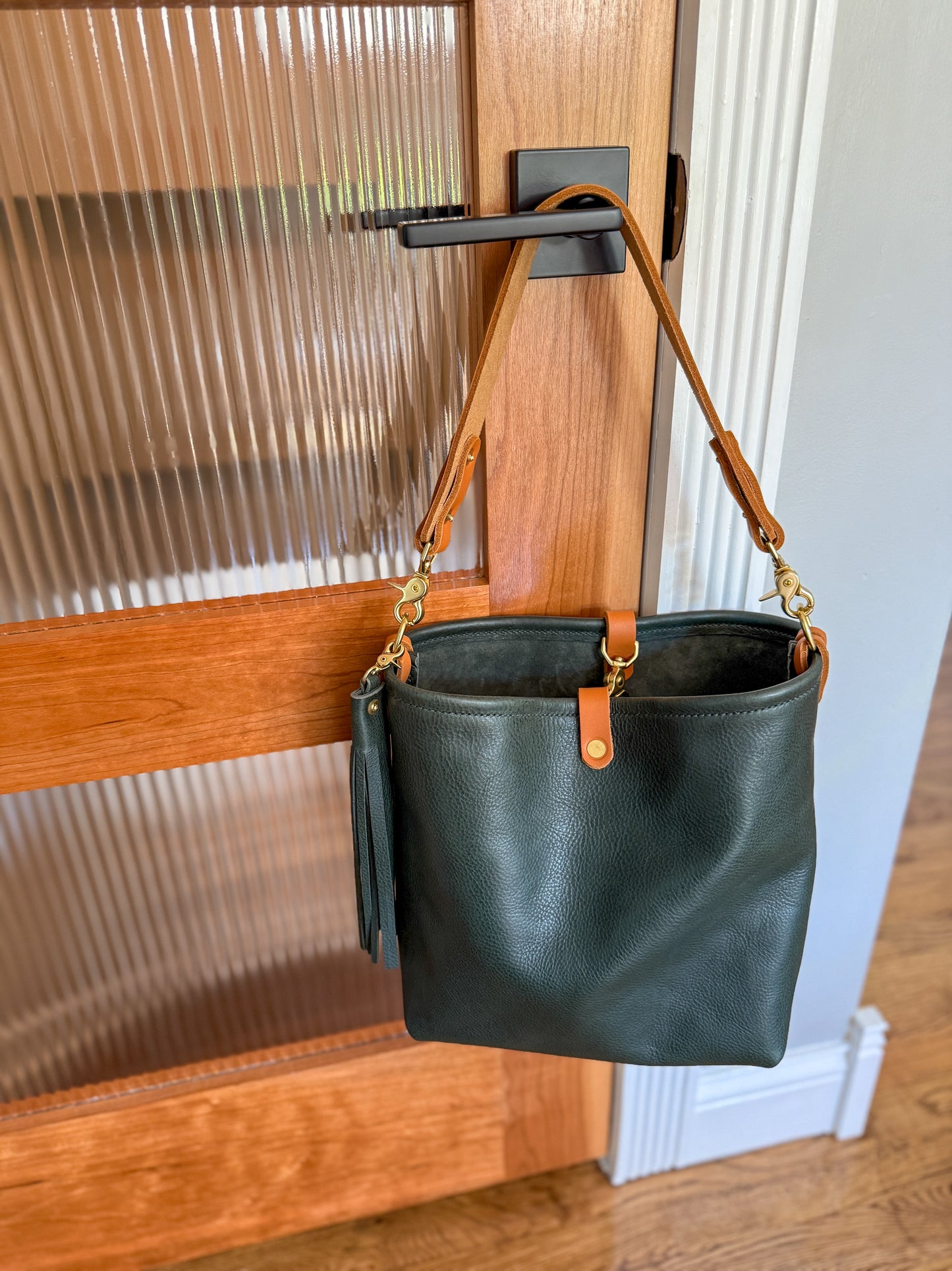 Hobo Bucket in Evergreen Vachetta
