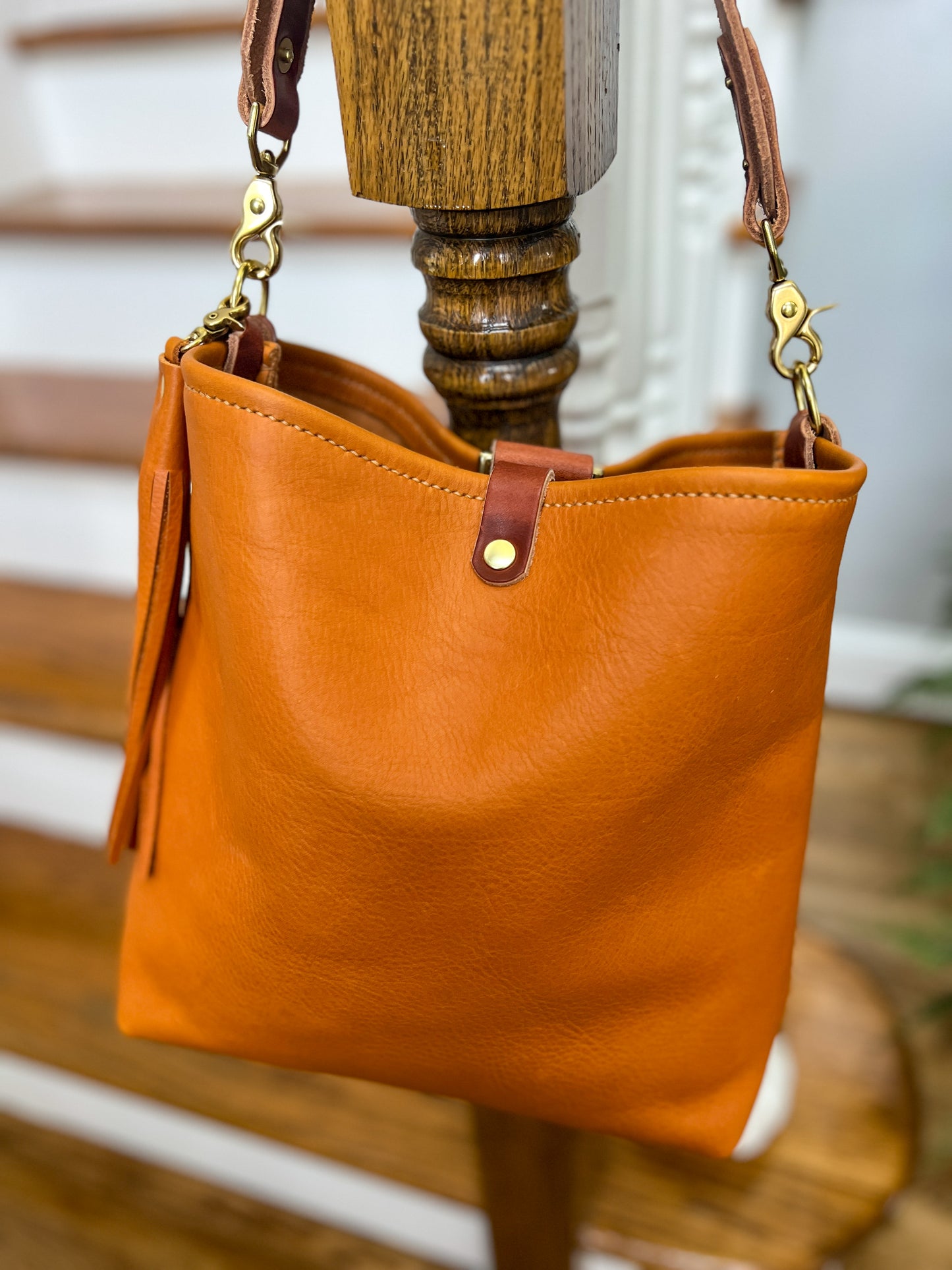 Hobo Bucket in Full Grain London Tan Veg Tan Leather