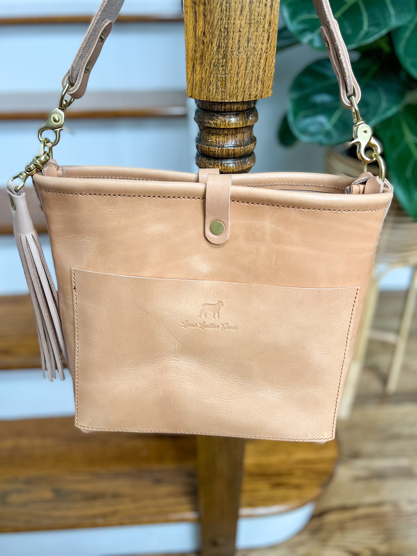 Bennett “shorty” Bucket in Natural Vachetta full Grain Leather