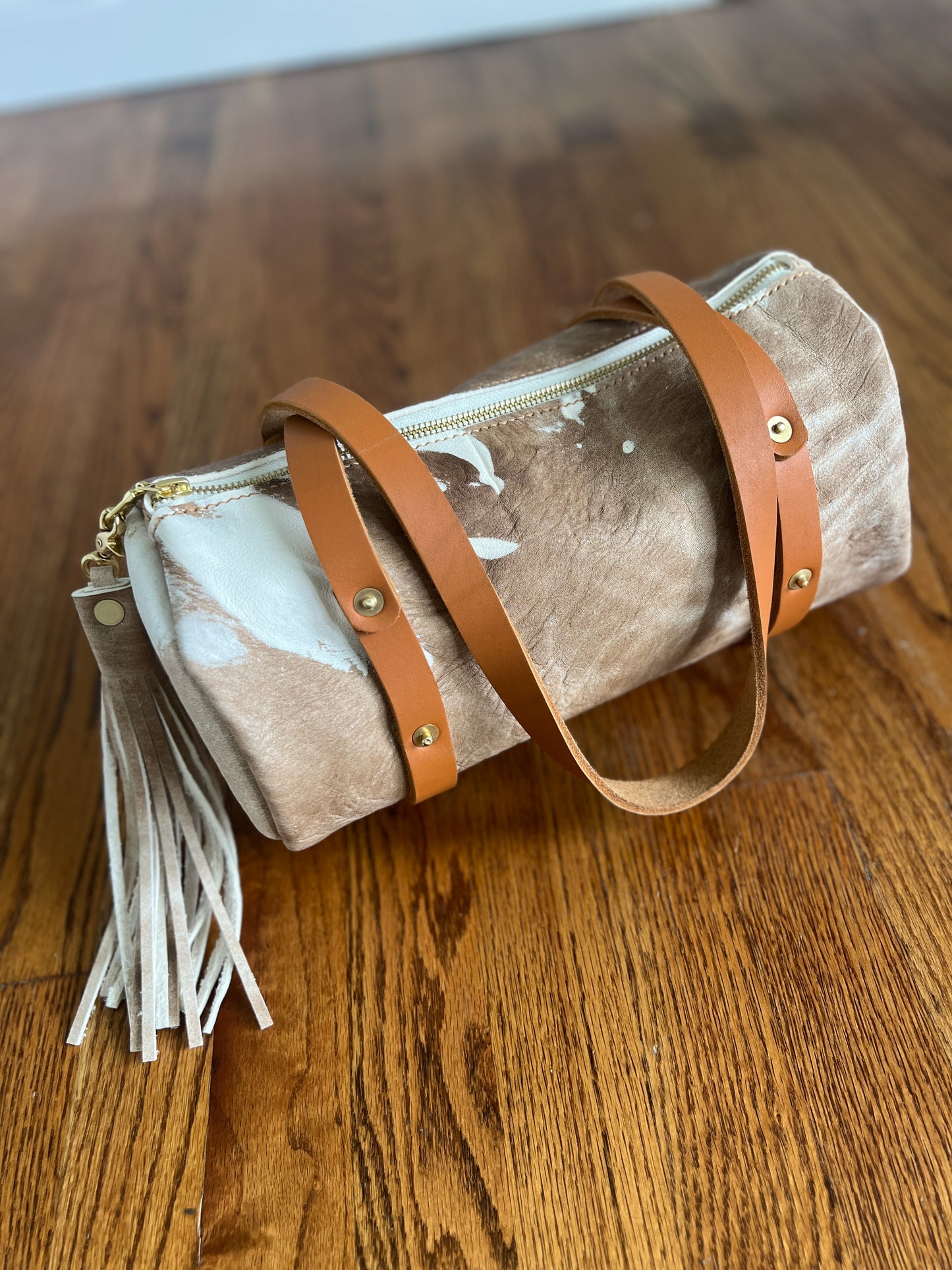 Bren Barrel in Vintage Cowhide Leather