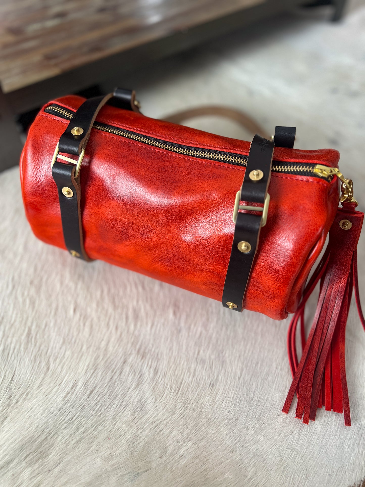 Bren Barrel in Chili Pepper Full Grain Leather