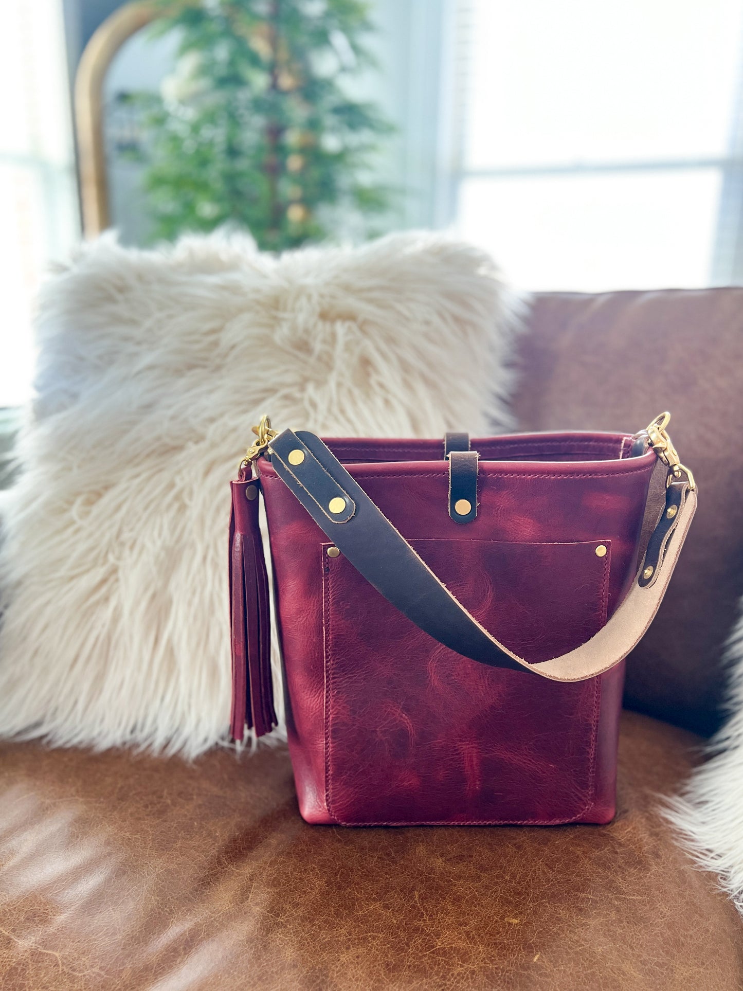 Bennett Bucket in Russet Horween Derby Leather