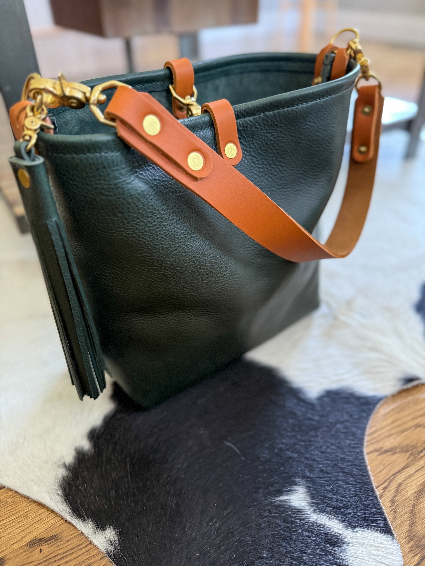 Hobo Bucket in Evergreen Vachetta
