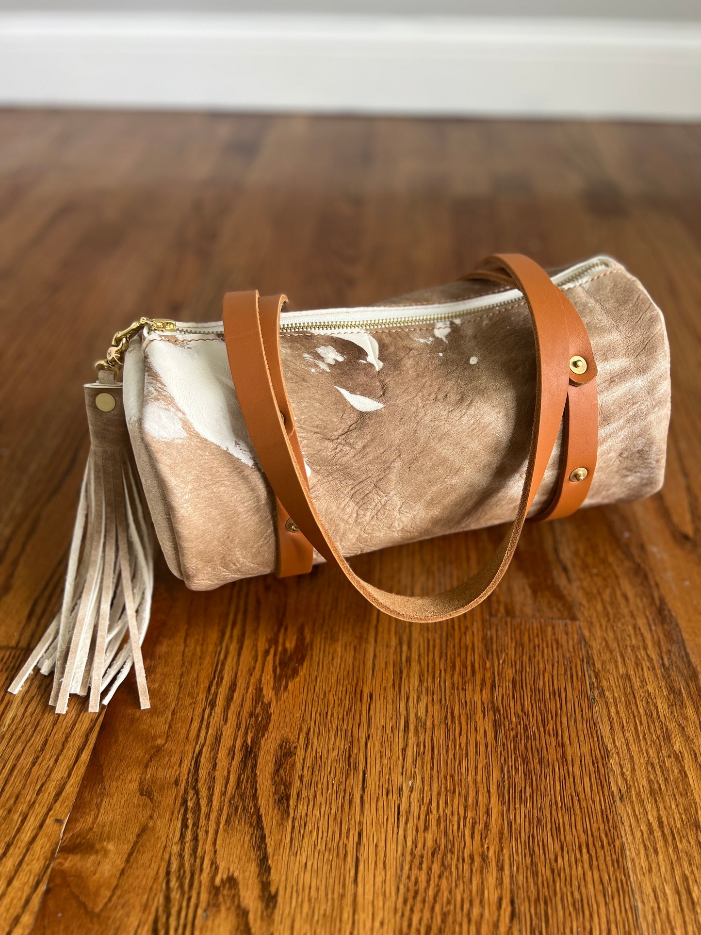 Bren Barrel in Vintage Cowhide Leather