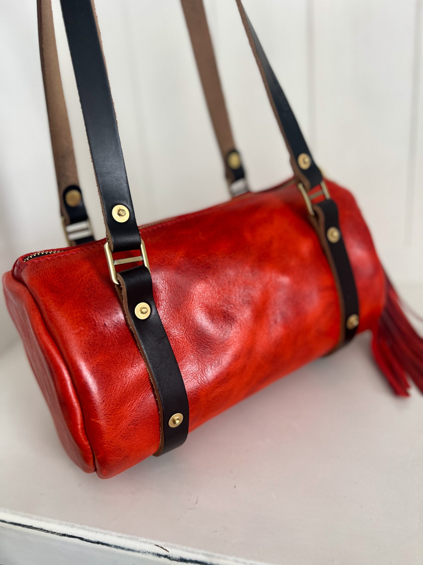 Bren Barrel in Chili Pepper Full Grain Leather