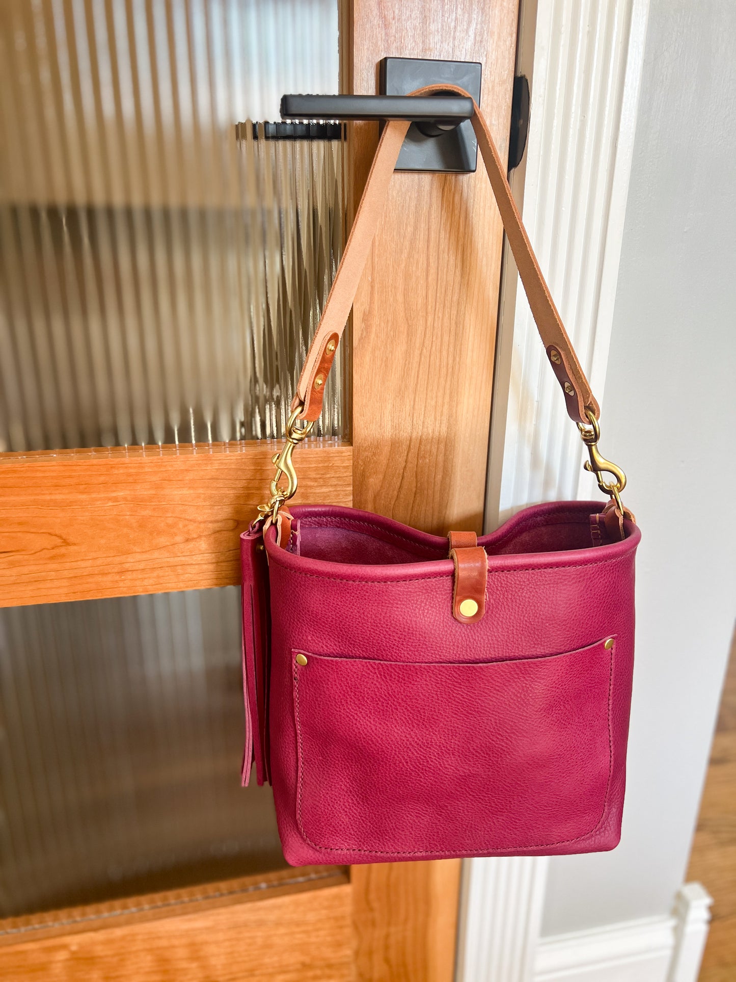Bennett “shorty” Bucket in Lilac Vachetta