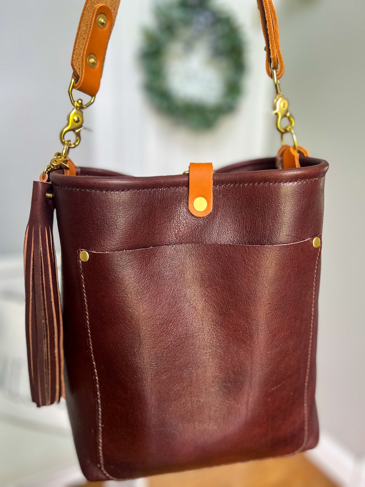 Bennett Bucket in Luxe Horween