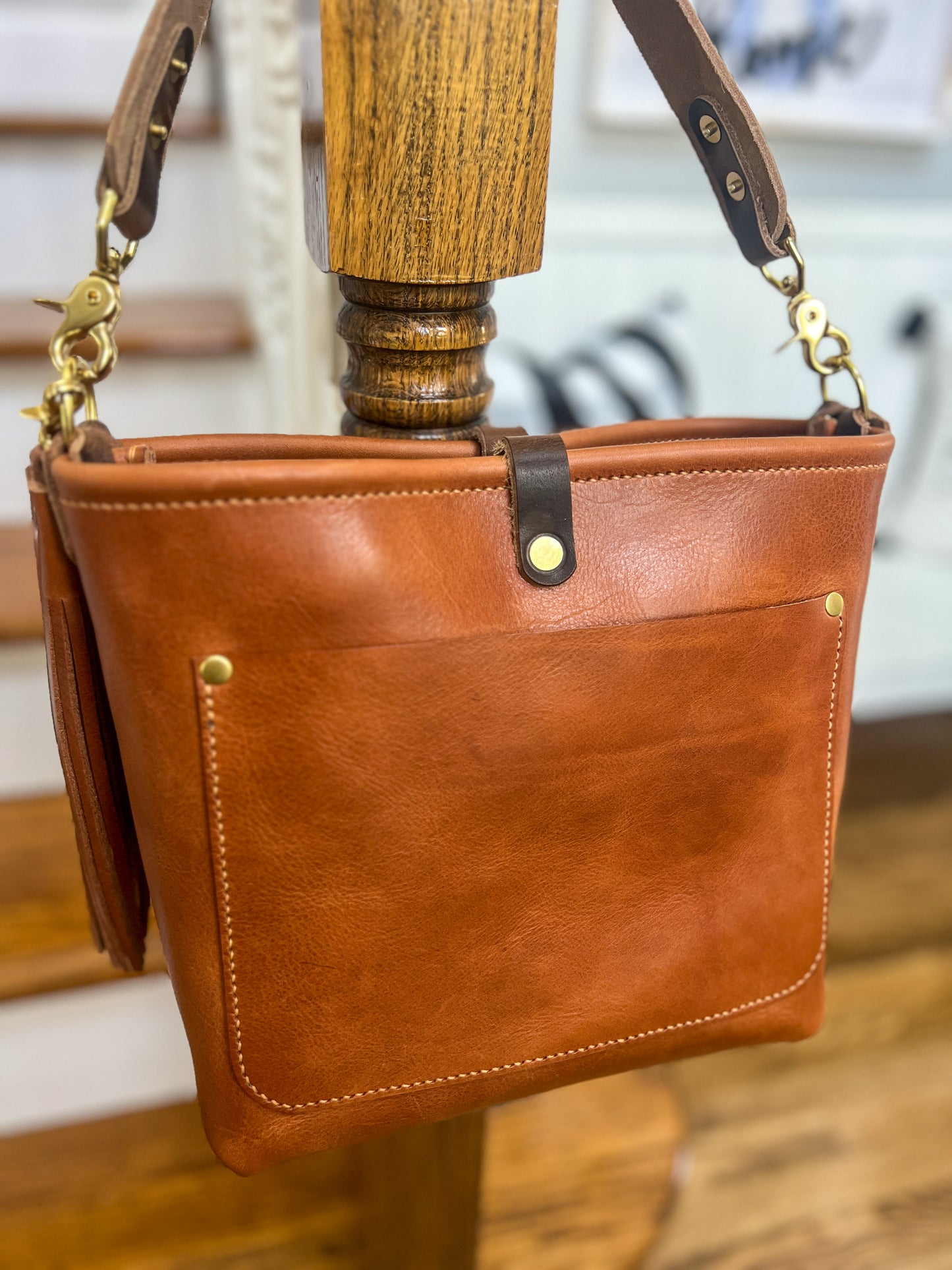 Bennett “shorty” Bucket in Toffee Veg Tan Leather