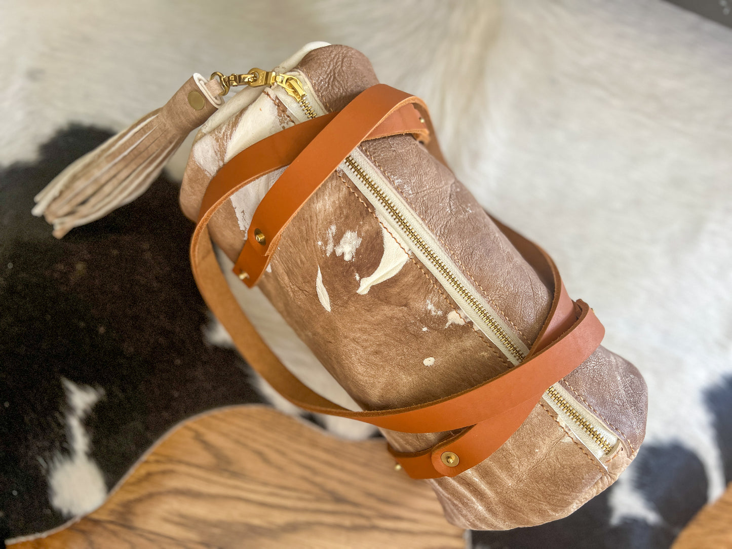 Bren Barrel in Vintage Cowhide Leather