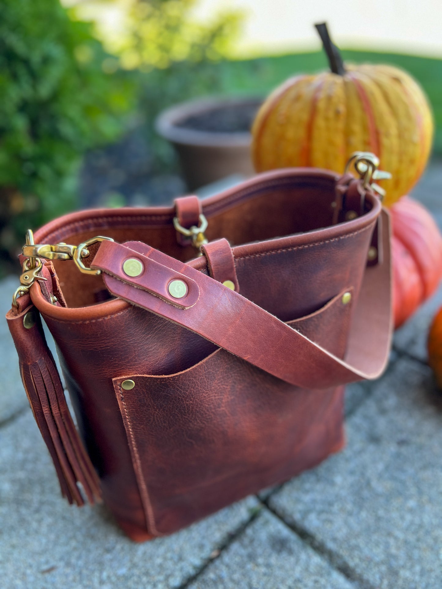 Bennett Bucket in Amber Full Grain Leather