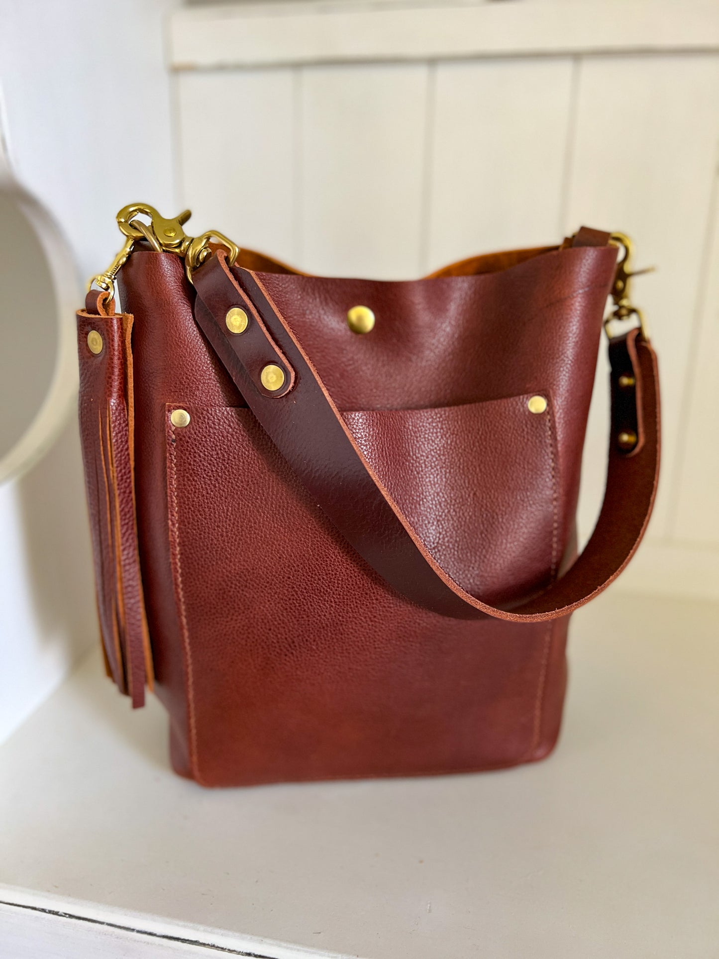 Bennett Bucket in Cognac
