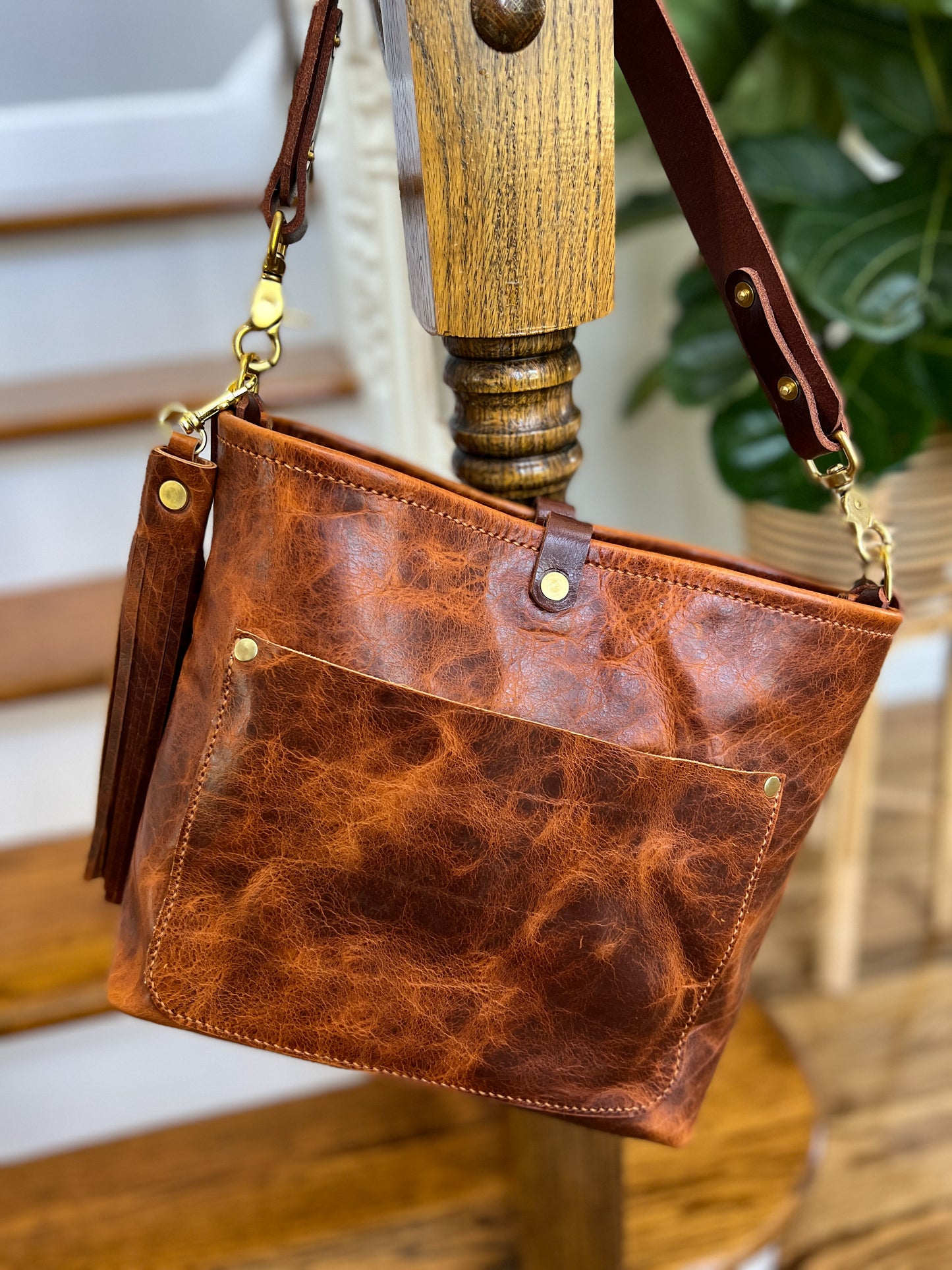 Bennett Bucket “shorty” in Maple Glazed Bison