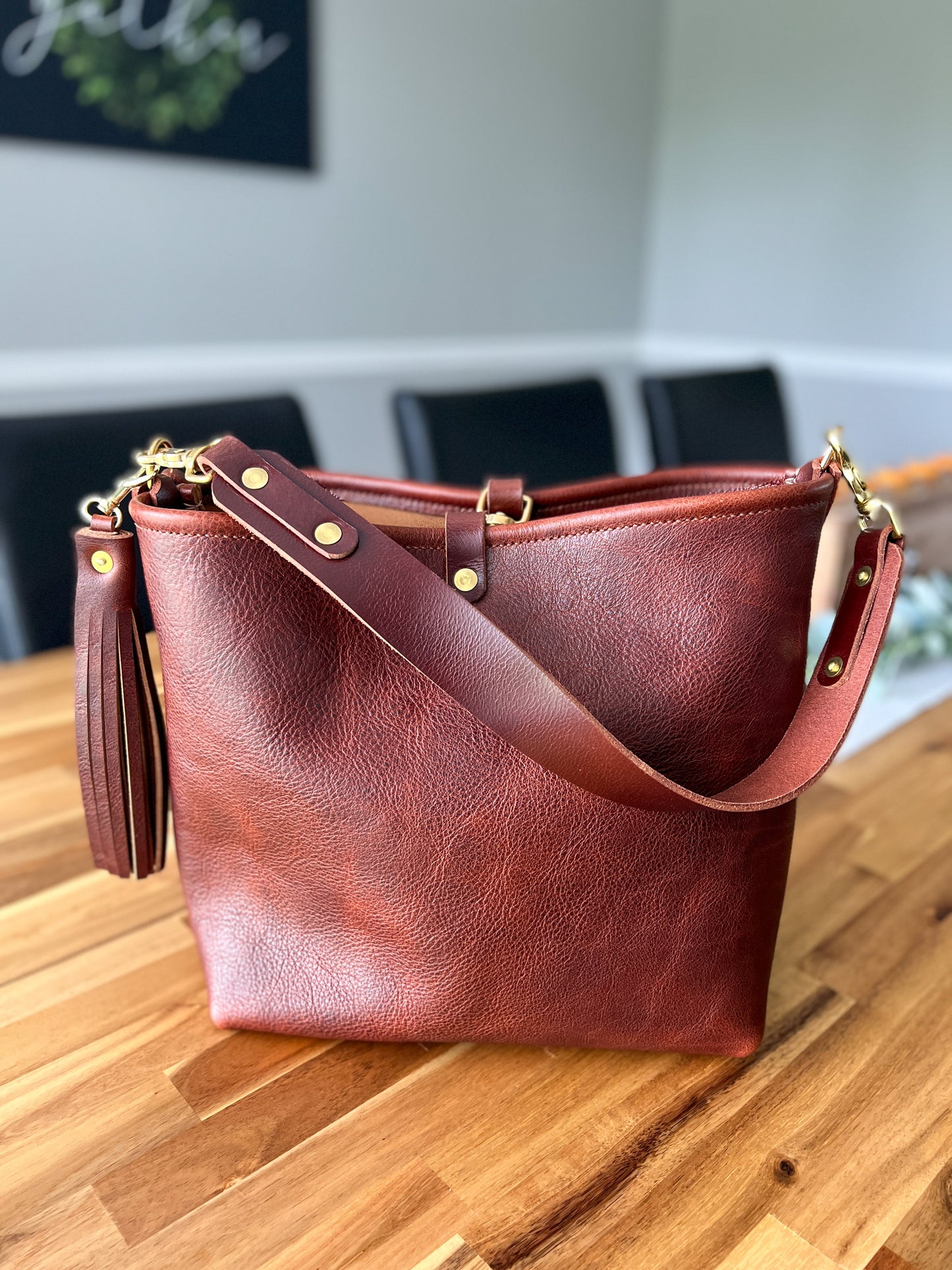 Large Hobo in Cognac