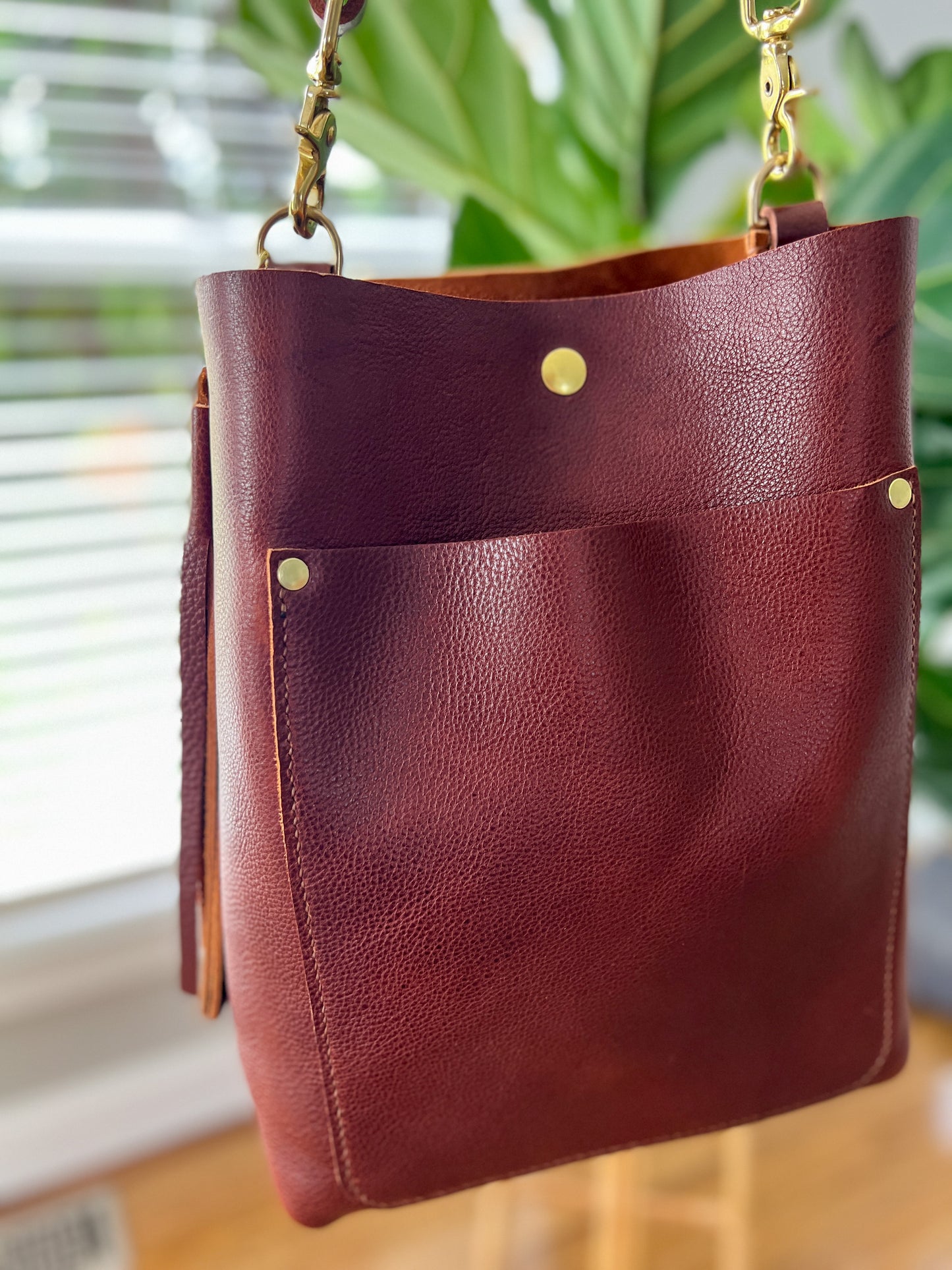 Bennett Bucket in Cognac
