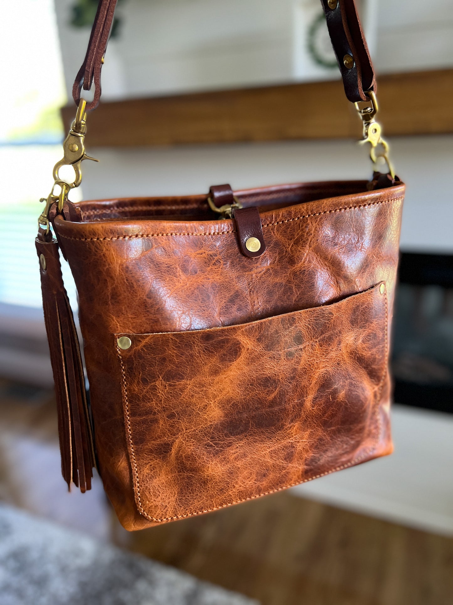 Bennett Bucket “shorty” in Maple Glazed Bison