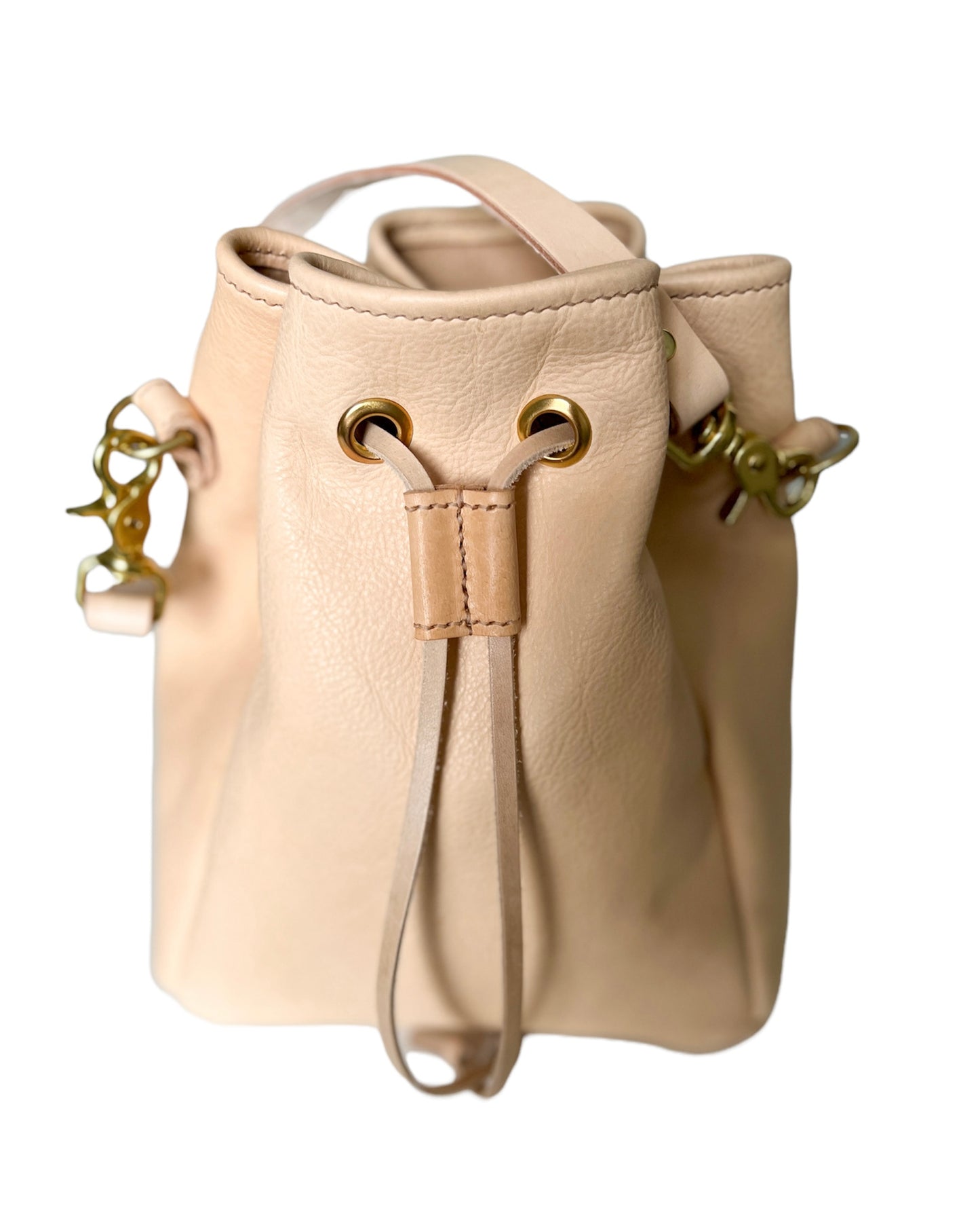 Emery Drawstring Bucket in Milled Vegetable Tan