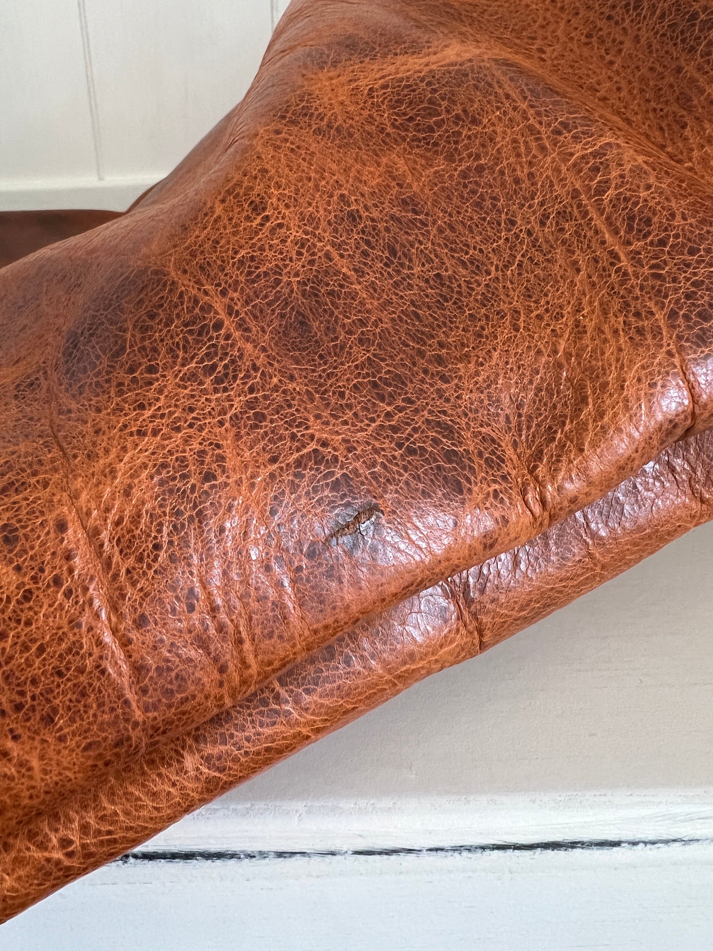 Large Hobo in Maple Glazed Bison