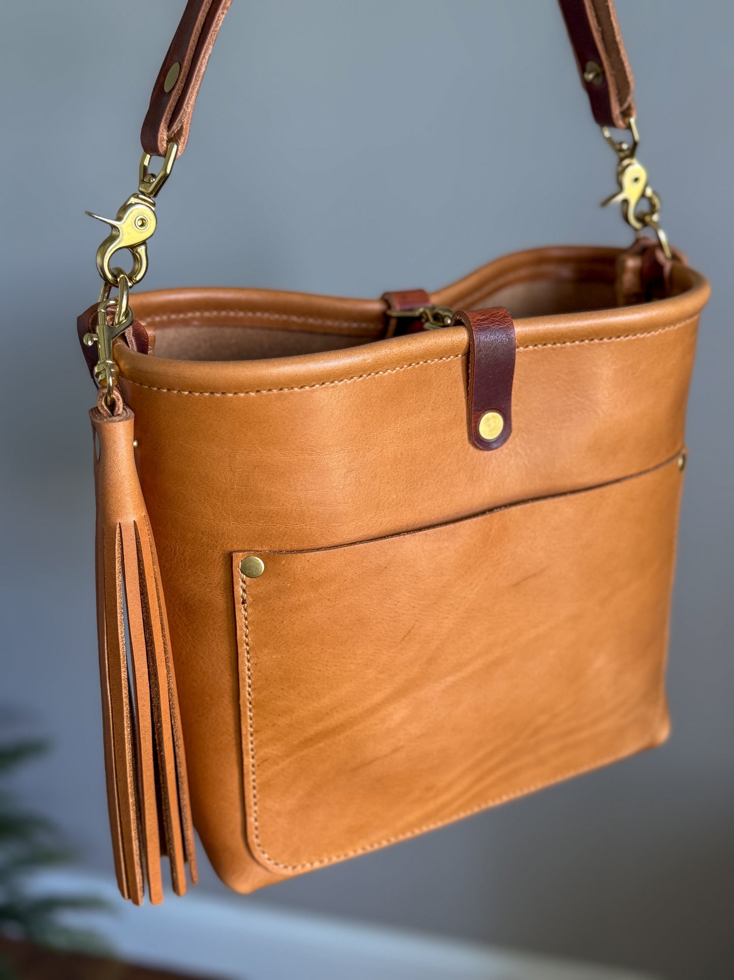 Bennett “shorty” Bucket in Premium Saddle