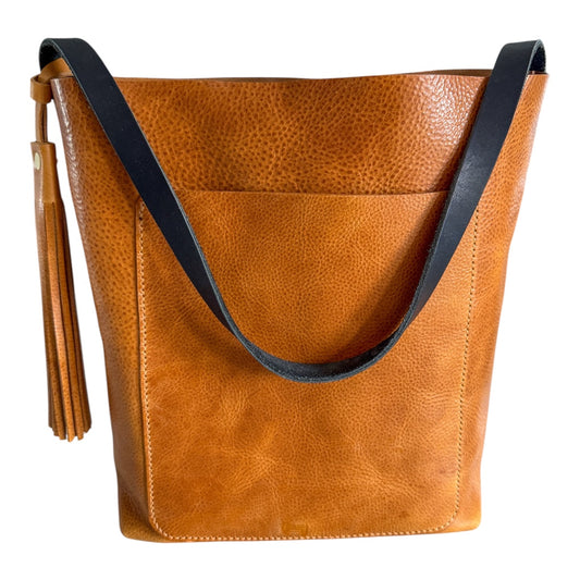 Bennett Bucket in Italian Honey Saffron Vegetable Tanned Leather