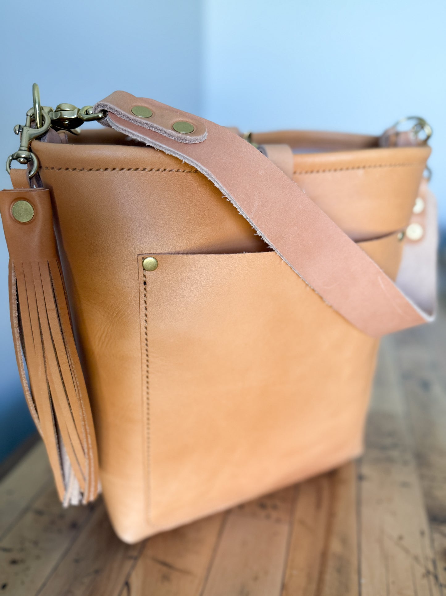 Bennett Bucket in Natural Vachetta (non-milled)