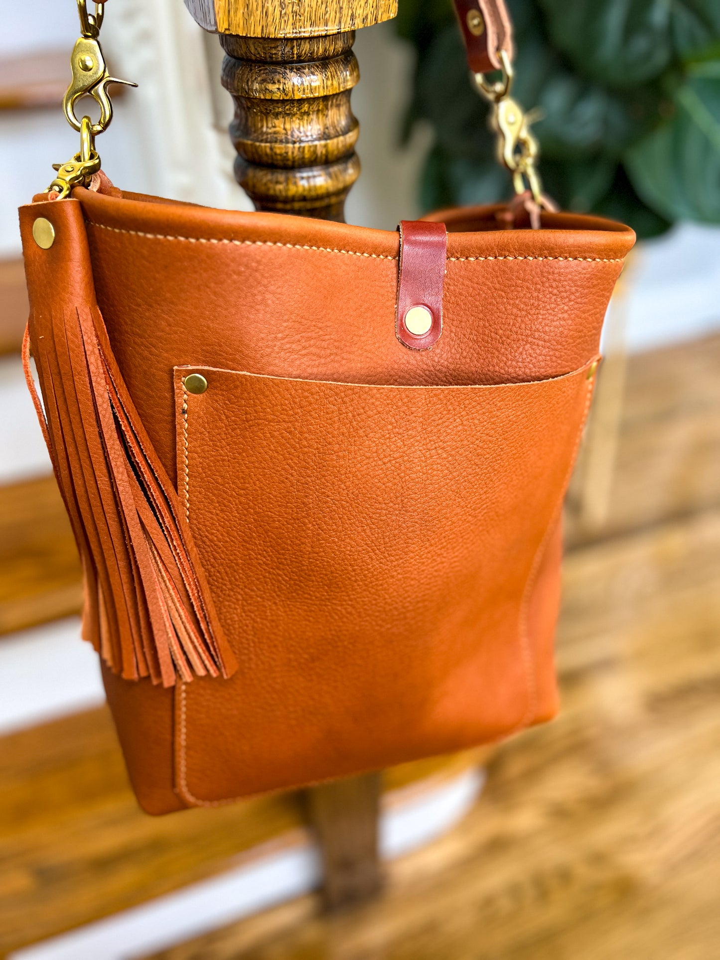 Bennett Bucket in Full Grain Cypress Leather