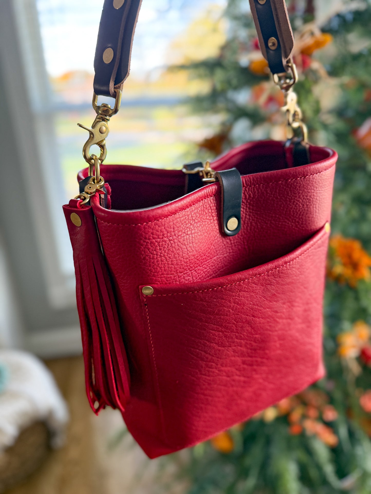 Bennett Bucket in Full Grain Red Bison