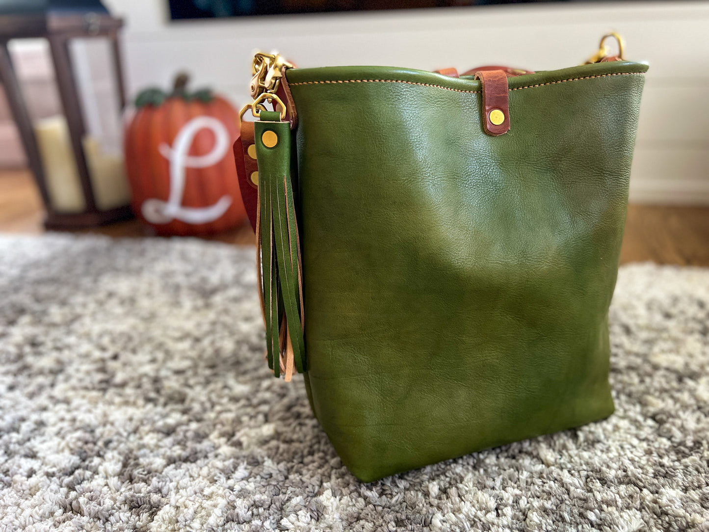 Hobo Bucket in Green Vegetable Tanned Full Grain Leather