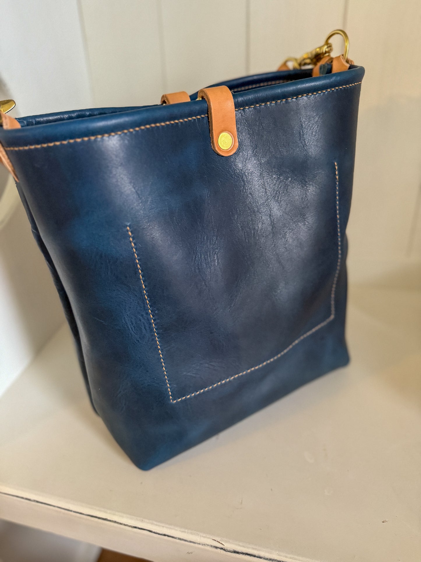 Bennett Bucket in Horween Cobalt Derby Veg Tan Leather